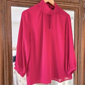 New York & Co Women's Blouse Long Sleeve Key Hole Front Neck, Back Botton, Large